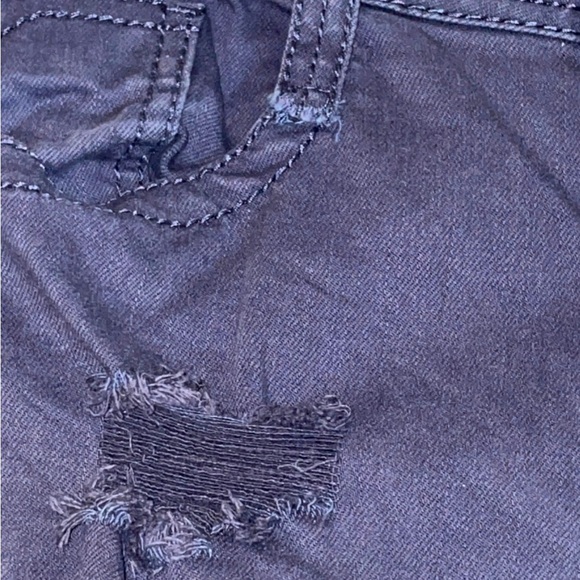 ALMOST FAMOUS Jeans - Picture 5 of 8